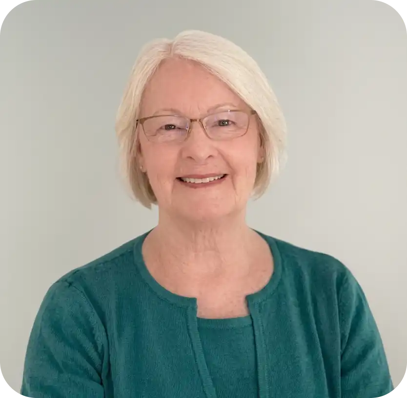  Catherine Strader headshot